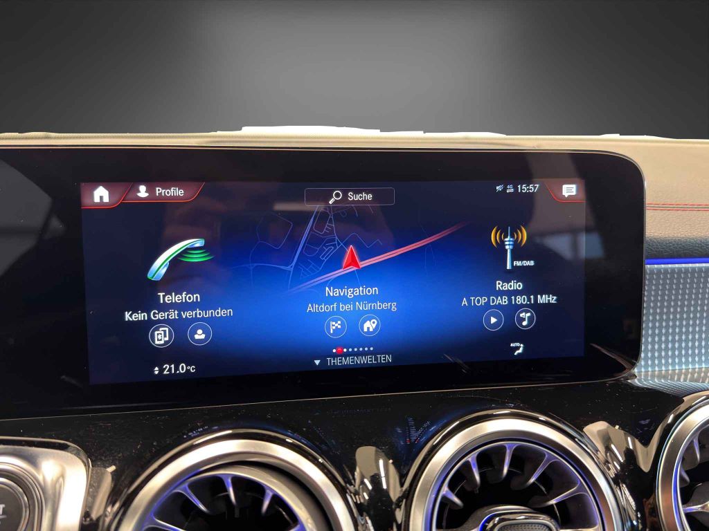 Mercedes-Benz EQB 2023