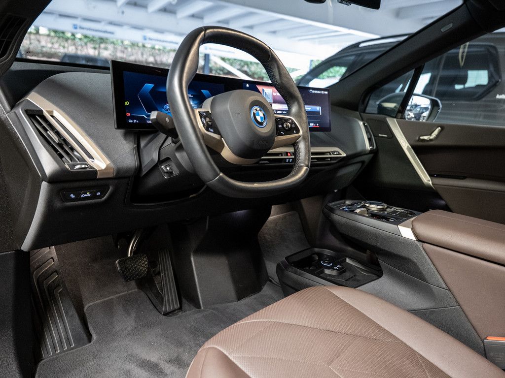 BMW iX 2022