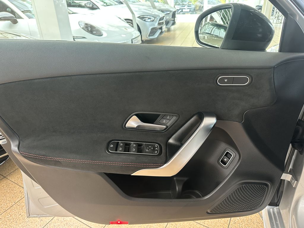 Mercedes-Benz A 250 2024