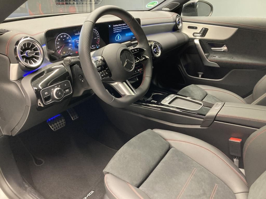 Mercedes-Benz CLA 250 2024