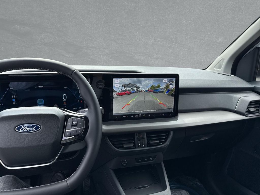 Ford Transit Courier 2025