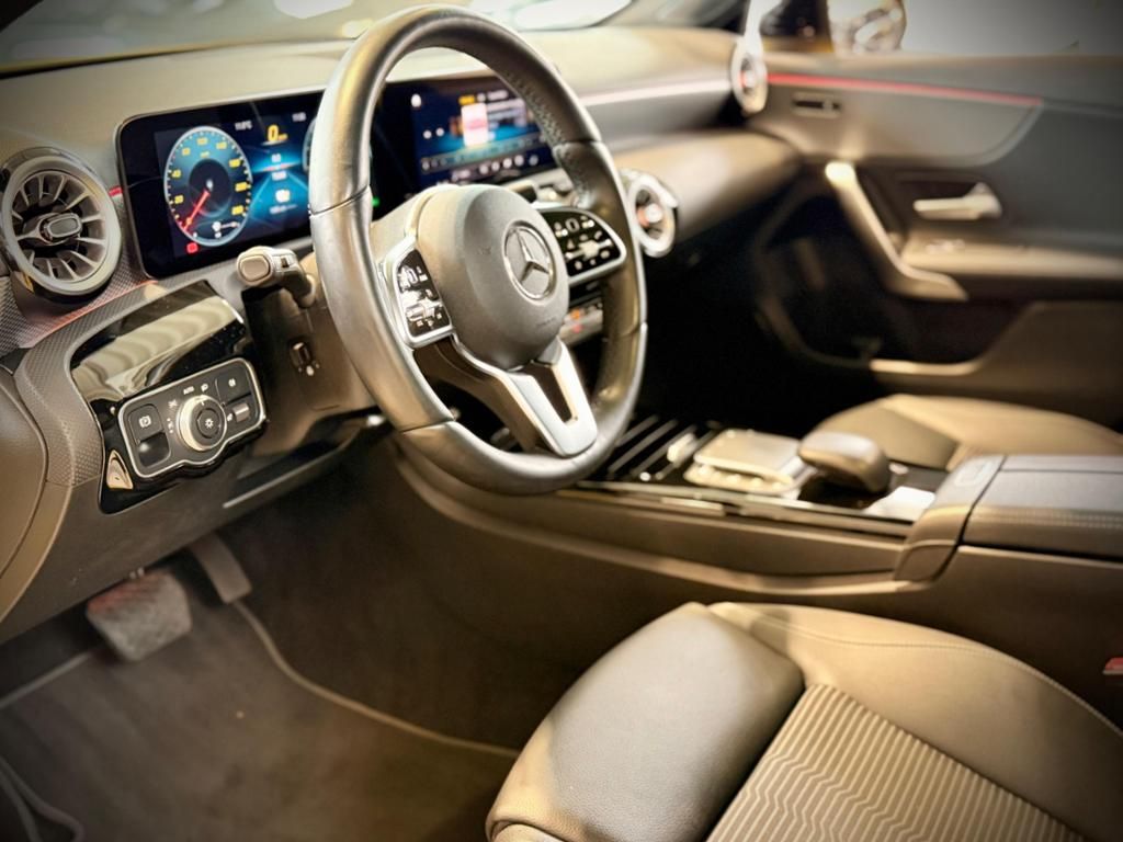 Mercedes-Benz A 250 2021