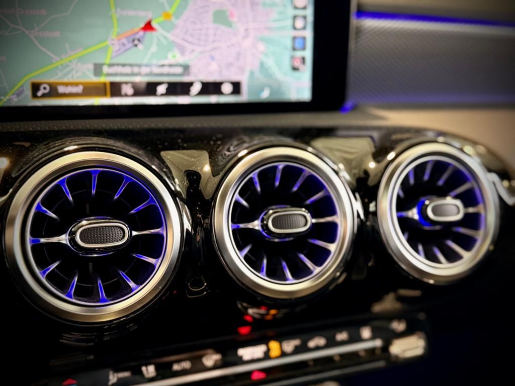 Mercedes-Benz A 250 2021