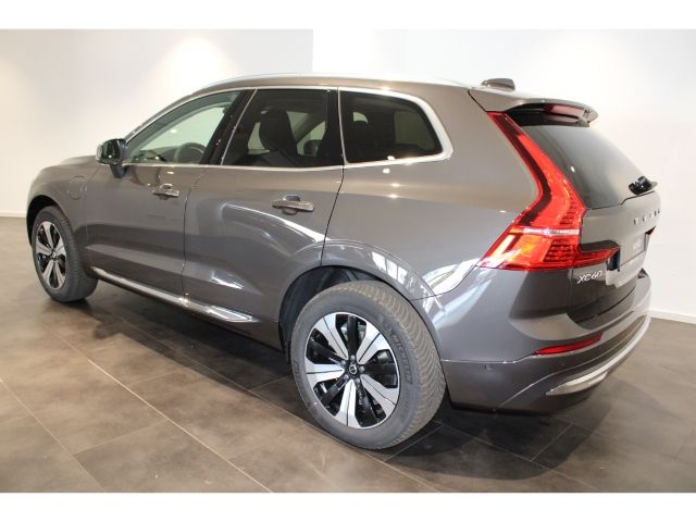 Volvo XC60 2025