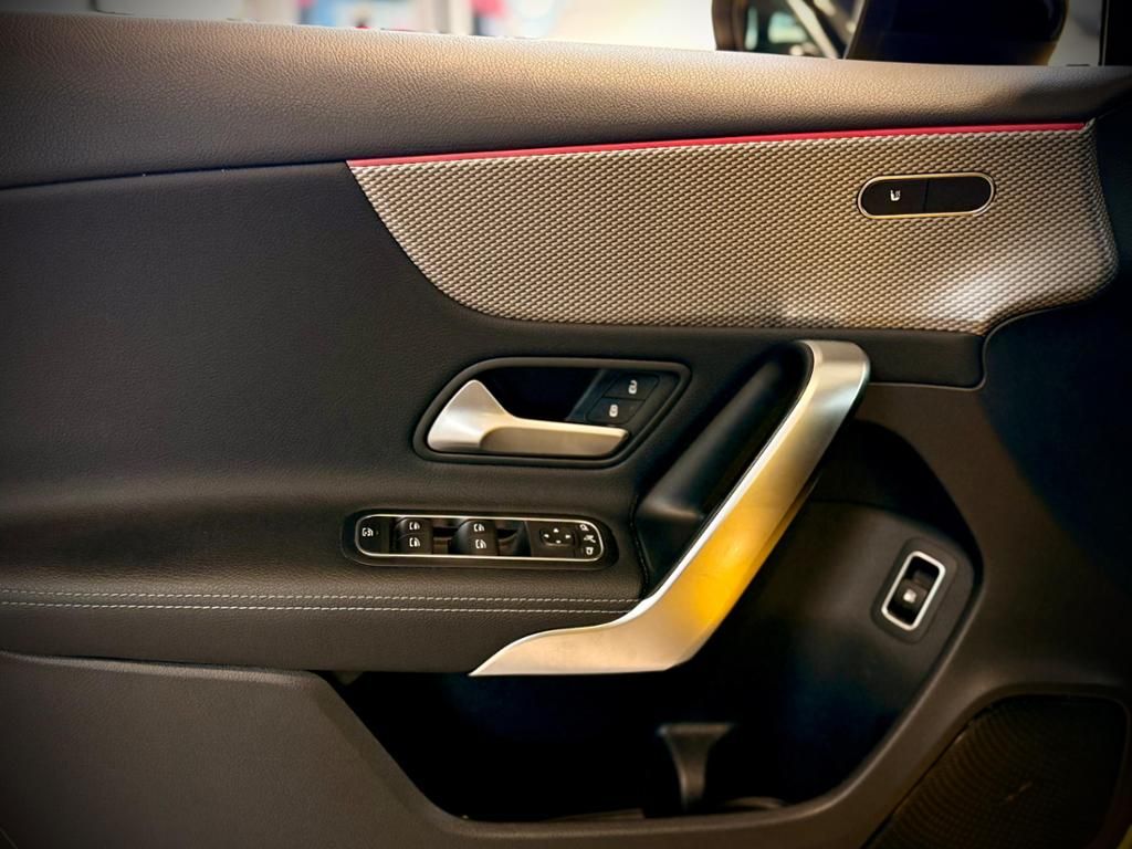 Mercedes-Benz A 250 2021