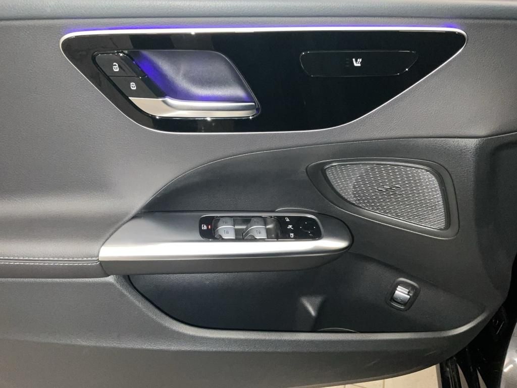 Mercedes-Benz C 220 2025