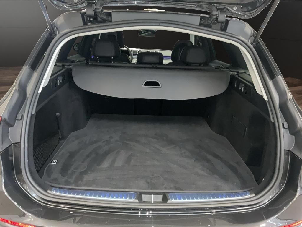 Mercedes-Benz C 220 2025