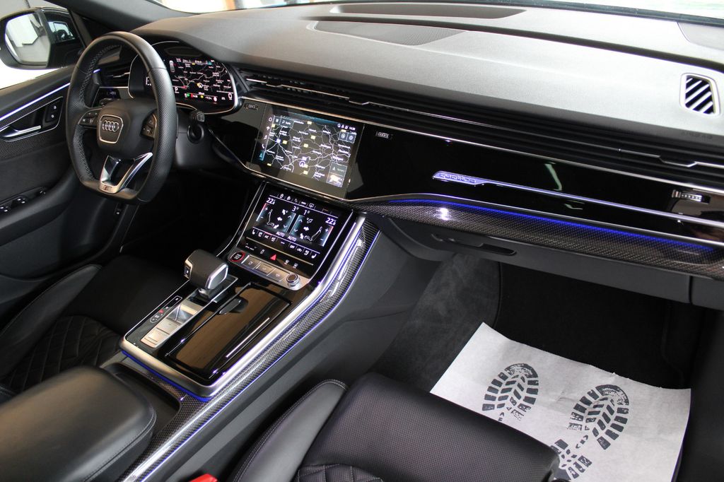 Audi SQ8 2022
