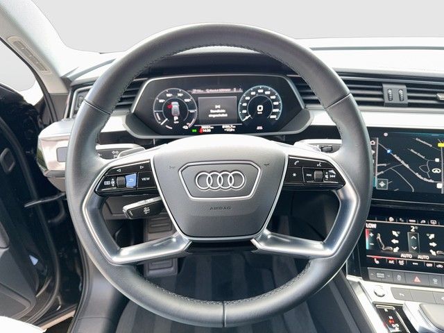 Audi e-tron 2022