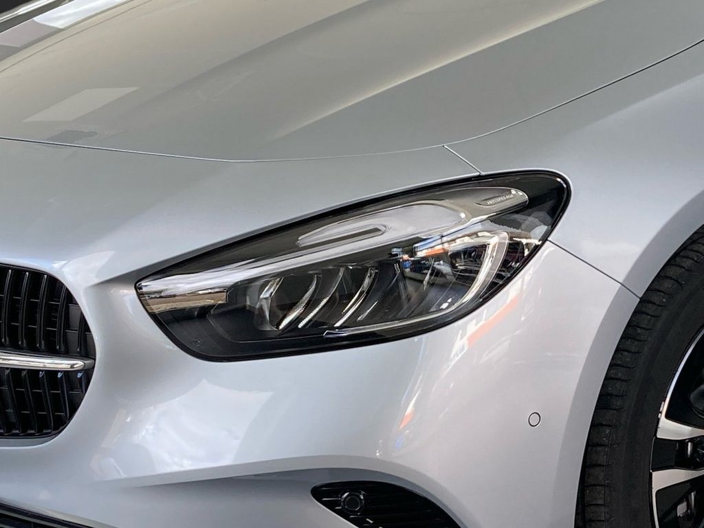 Mercedes-Benz B 250 2024