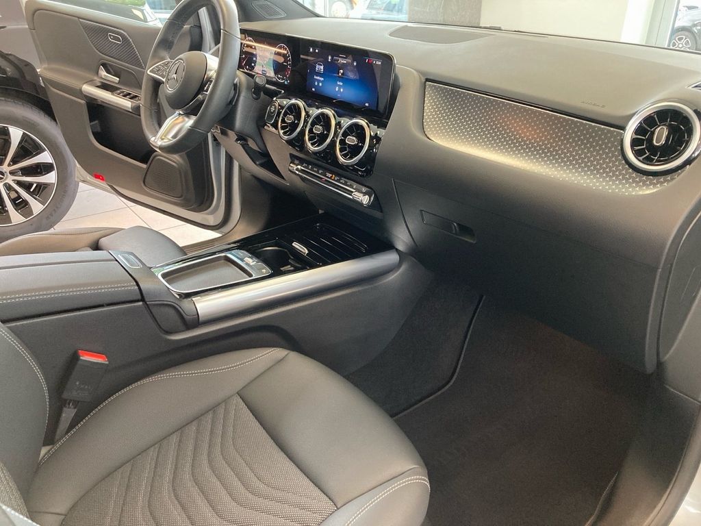 Mercedes-Benz B 250 2024