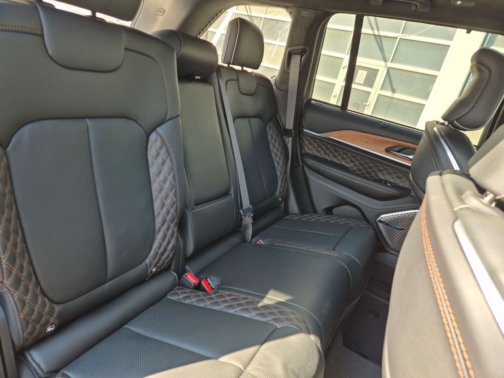 Jeep Grand Cherokee 2024