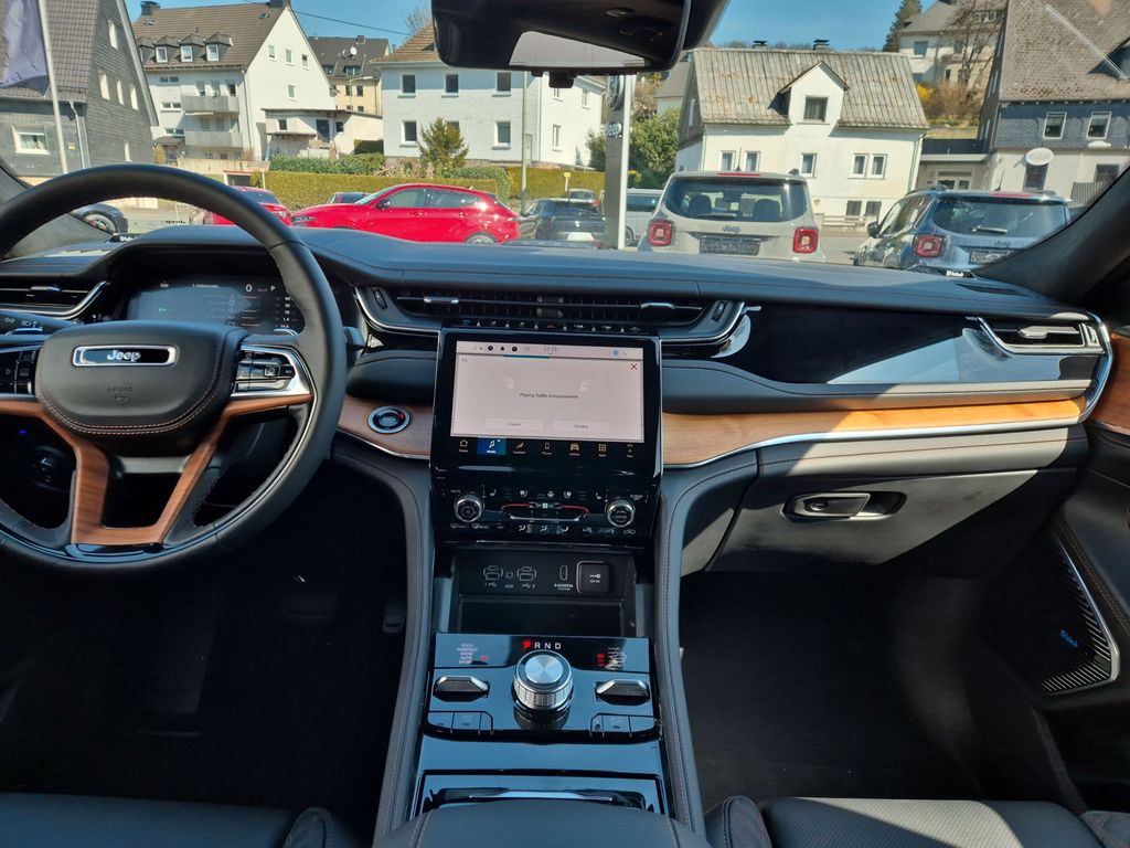 Jeep Grand Cherokee 2024