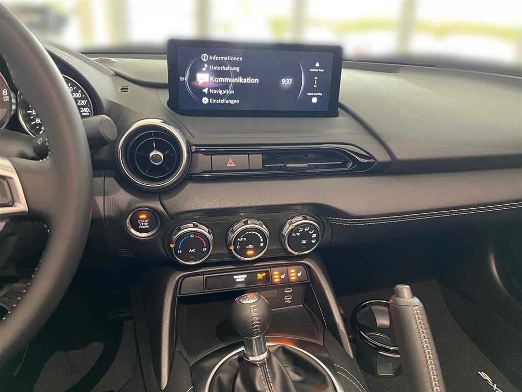Mazda MX-5 2025