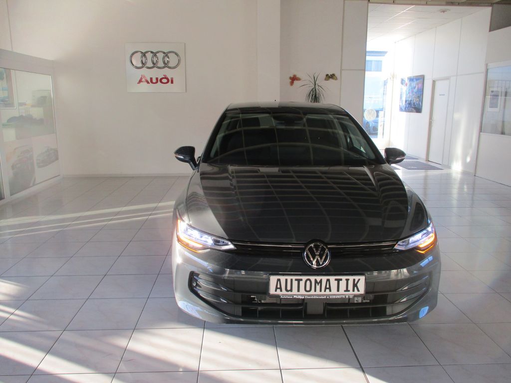 Volkswagen Golf 2025