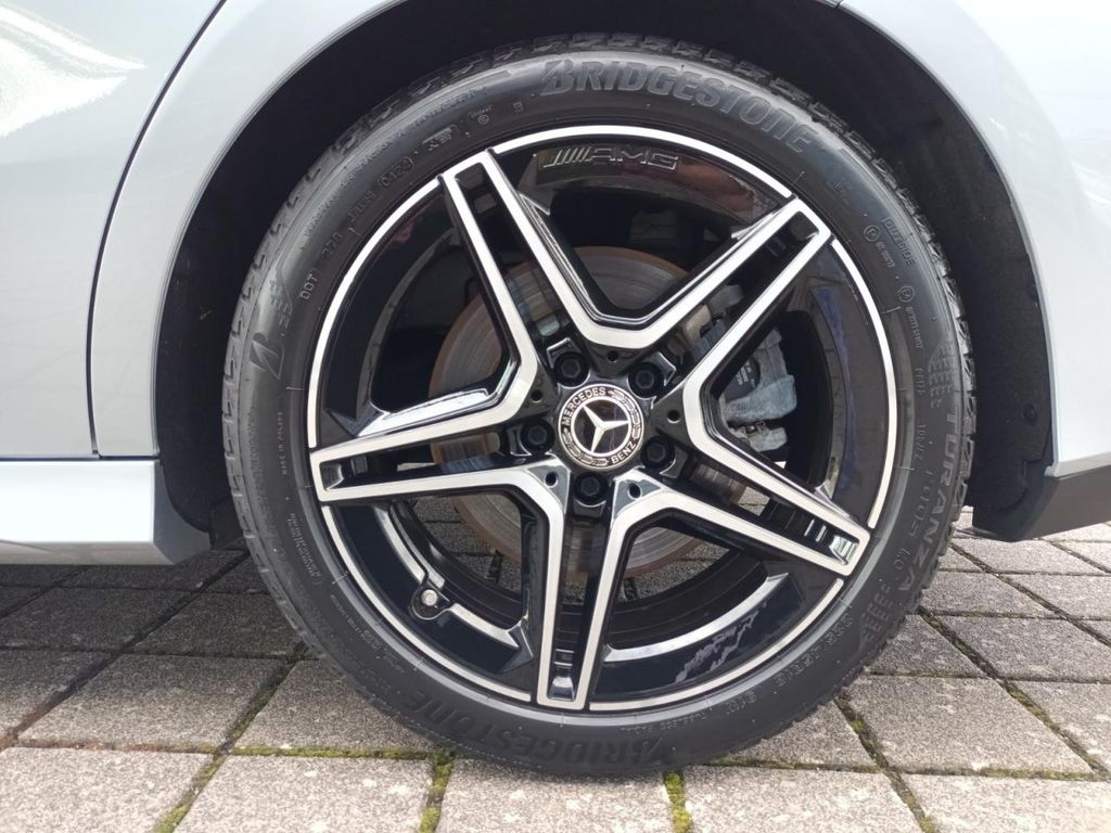 Mercedes-Benz CLA 200 2024