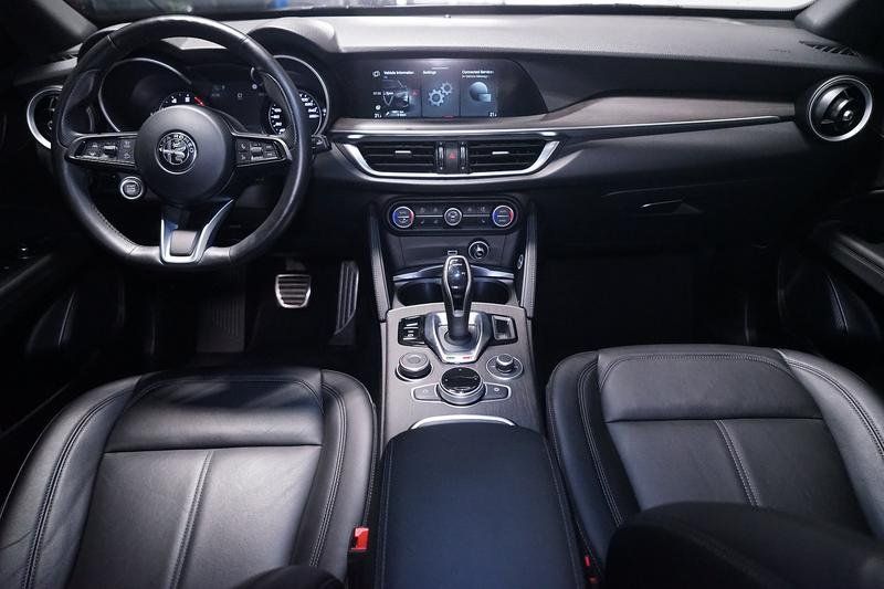 Alfa Romeo Stelvio 2022