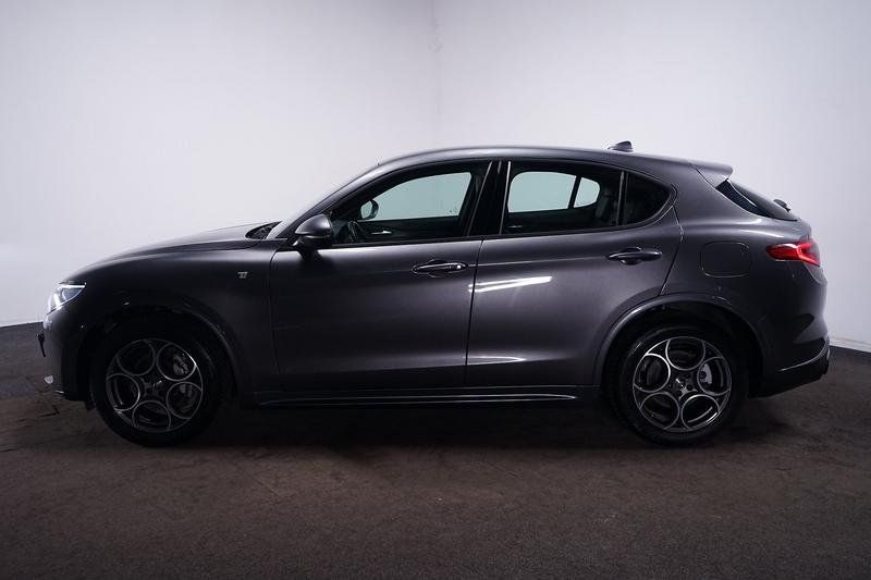 Alfa Romeo Stelvio 2022