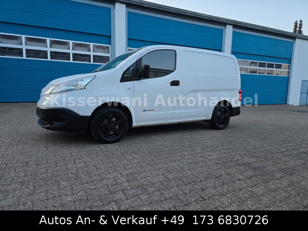 Nissan NV200 2014