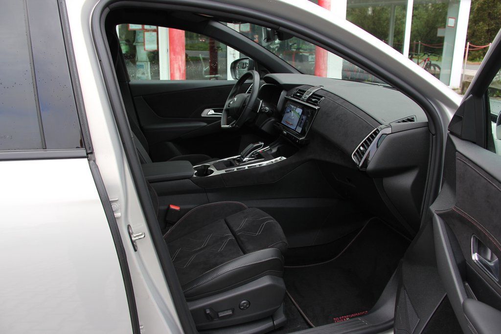 DS Automobiles DS7 (Crossback) 2024