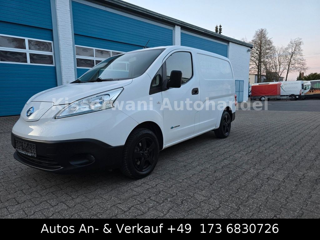 Nissan NV200 2014