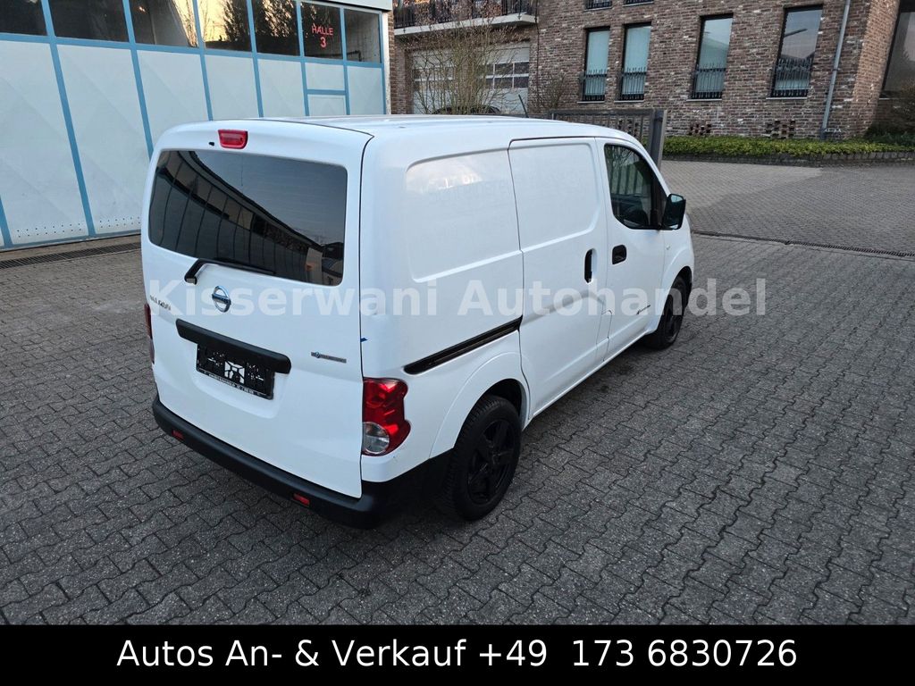 Nissan NV200 2014