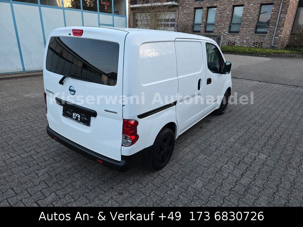 Nissan NV200 2014