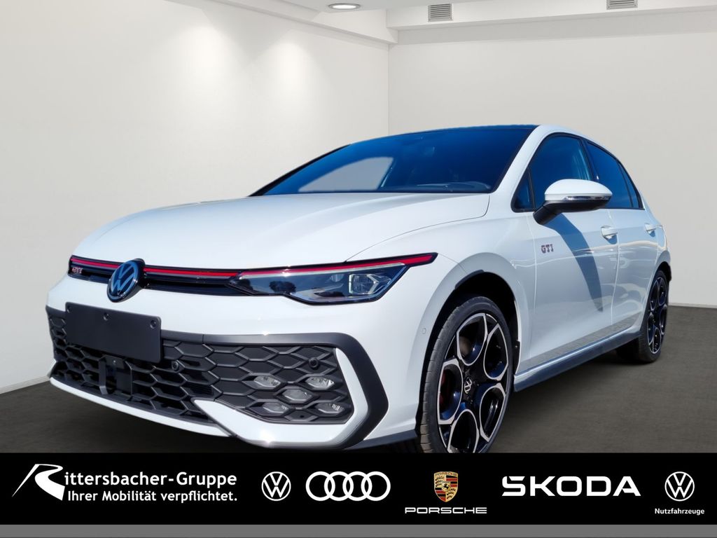 Volkswagen Golf 2025
