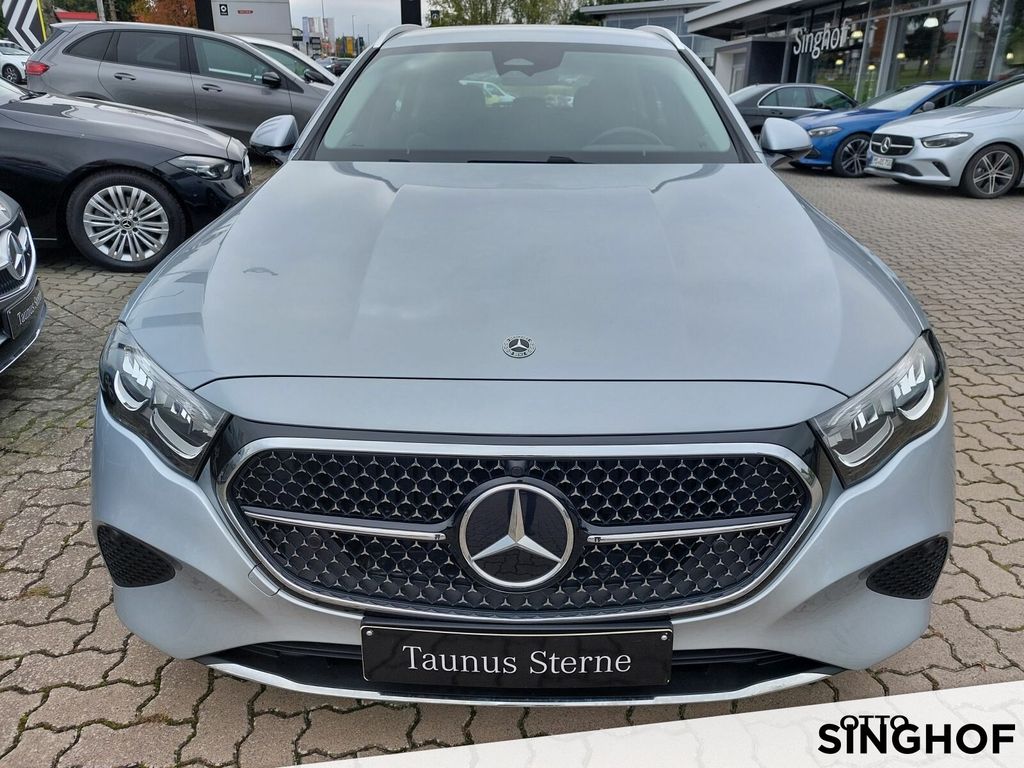 Mercedes-Benz E 220 2024
