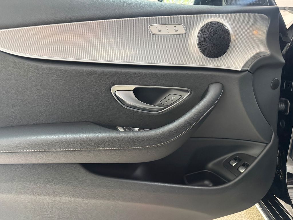 Mercedes-Benz E 300 2020