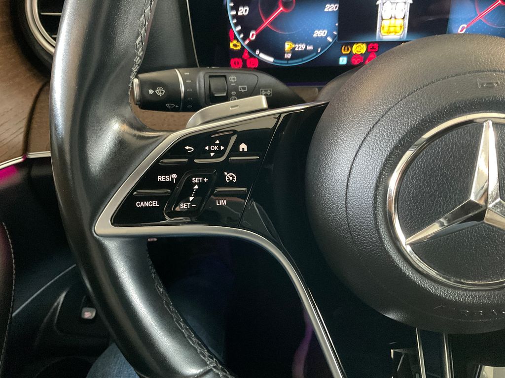 Mercedes-Benz E 220 2022