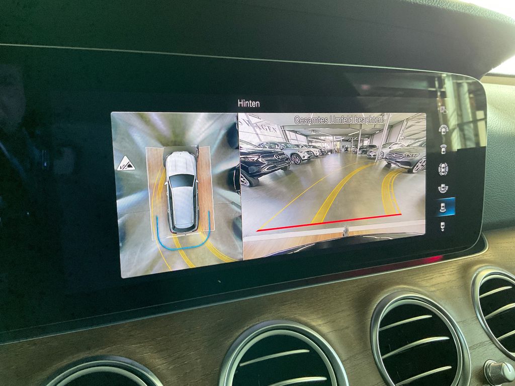 Mercedes-Benz E 220 2022