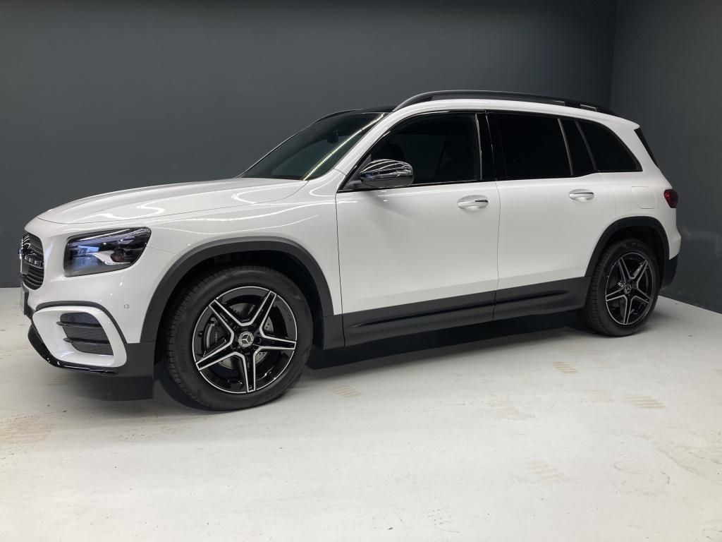 Mercedes-Benz GLB 200 2024