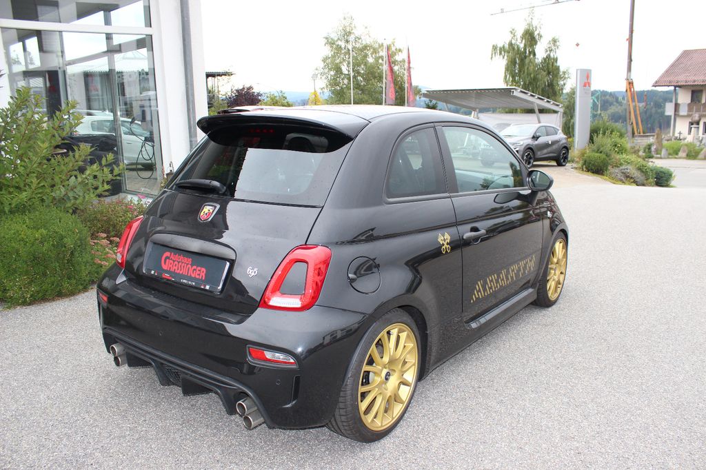 Abarth 695 2024