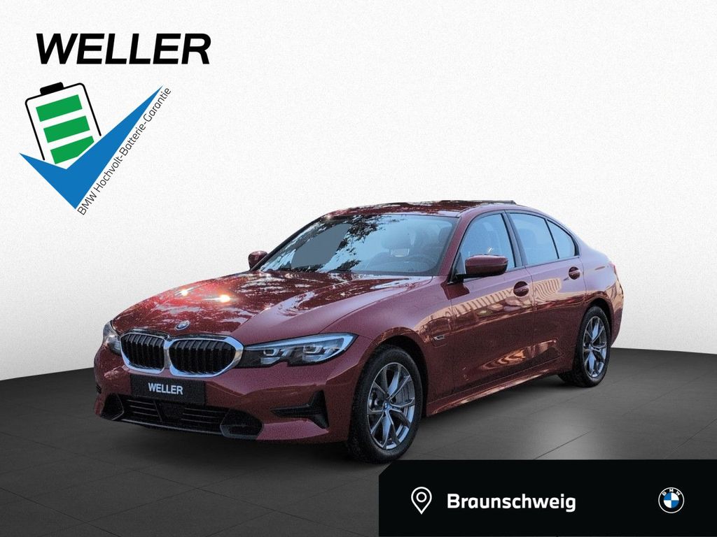 BMW 330 2021