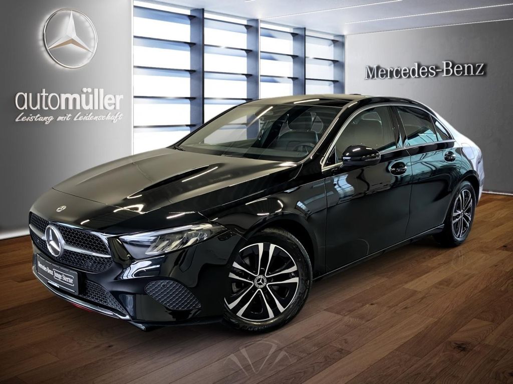 Mercedes-Benz A 180 2024