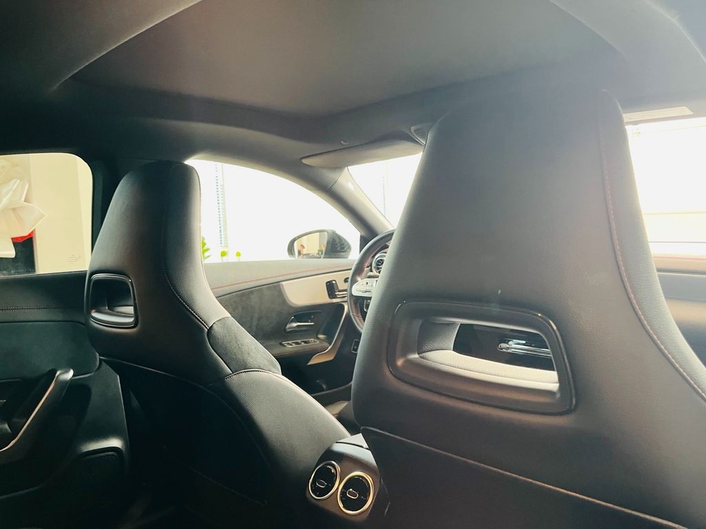 Mercedes-Benz CLA 250 2024