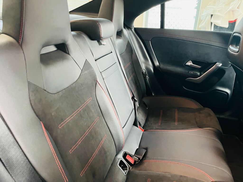 Mercedes-Benz CLA 250 2024