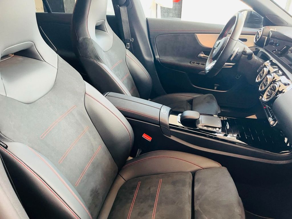 Mercedes-Benz CLA 250 2024