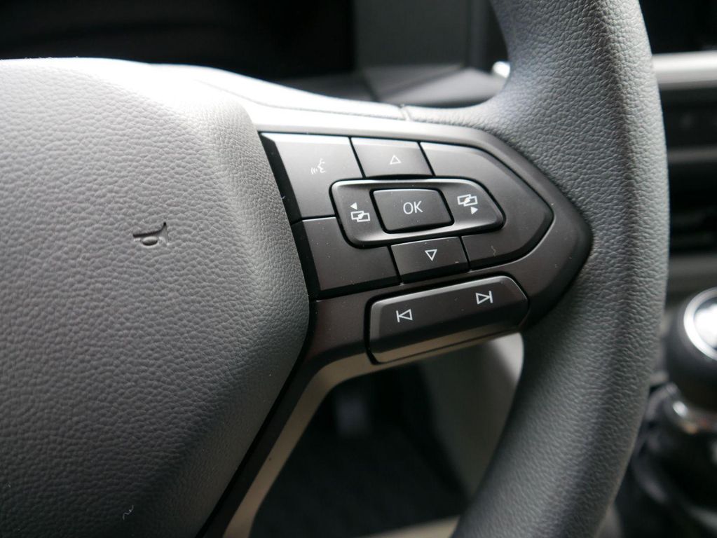 Volkswagen T7 Transporter