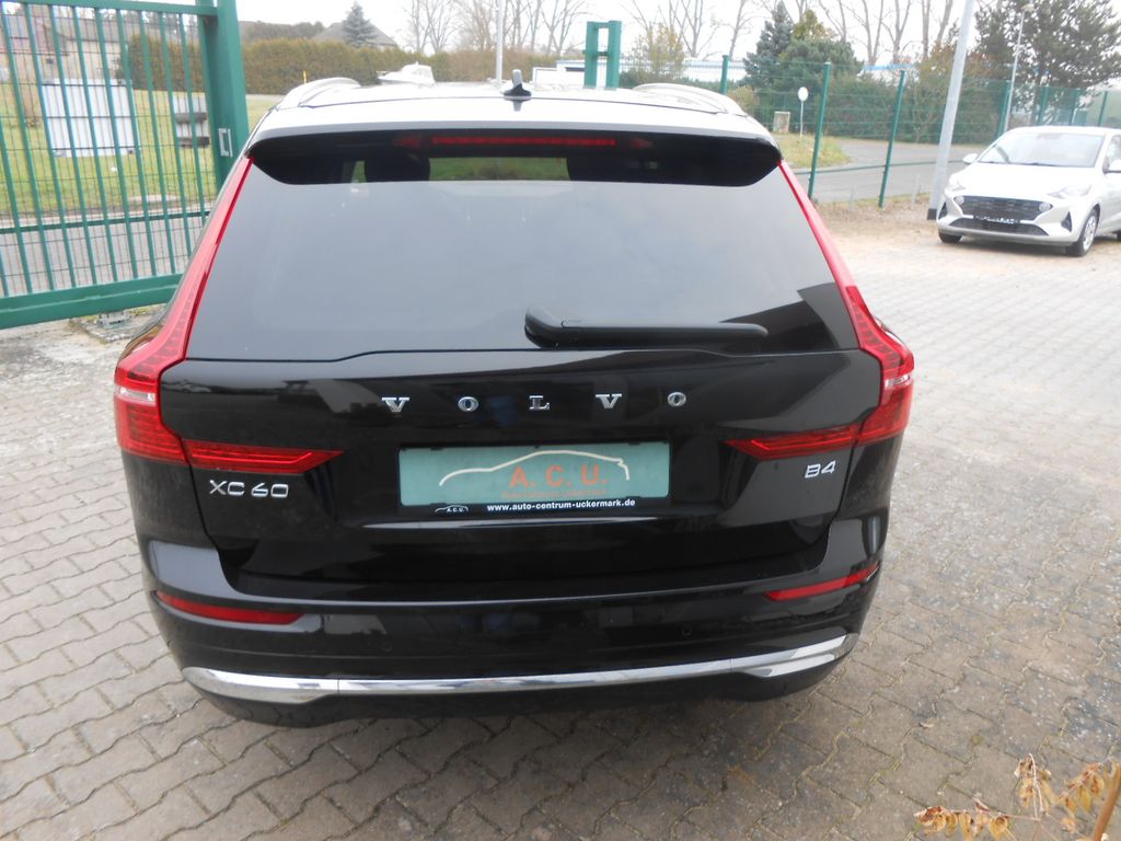 Volvo XC60 2022