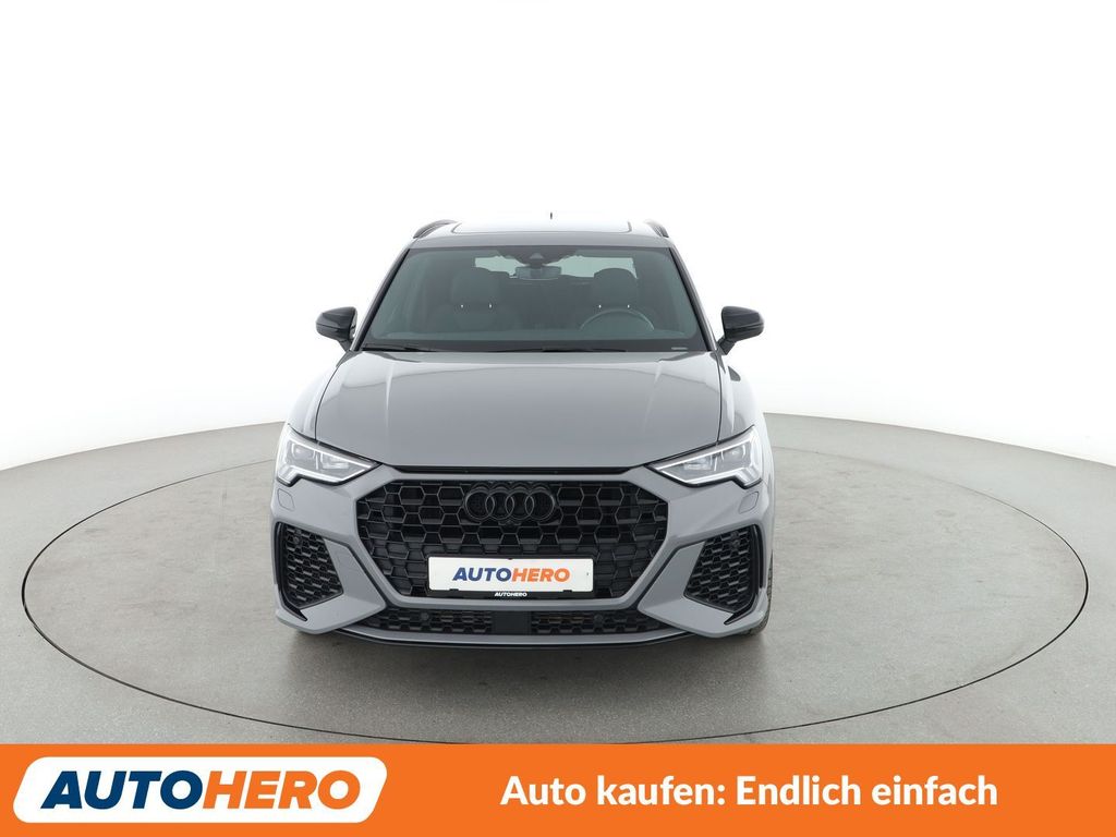 Audi RSQ3 2022