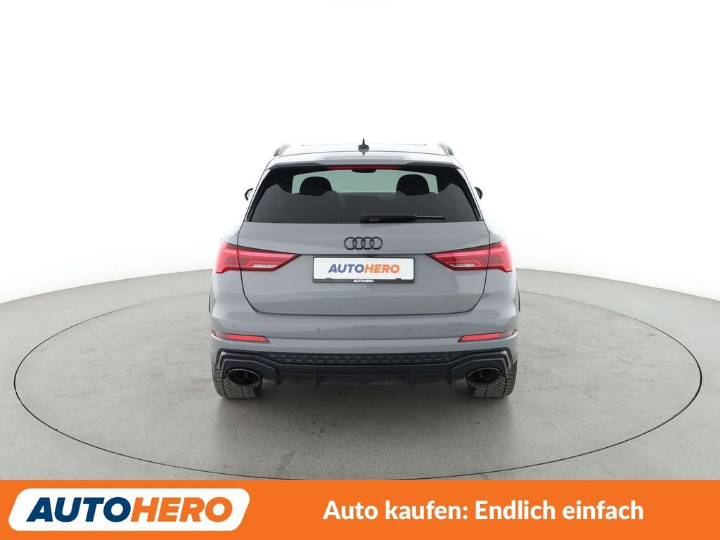 Audi RSQ3 2022