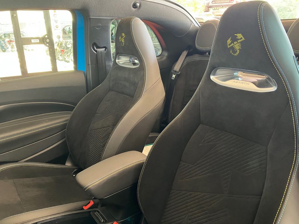 Abarth 500 2023