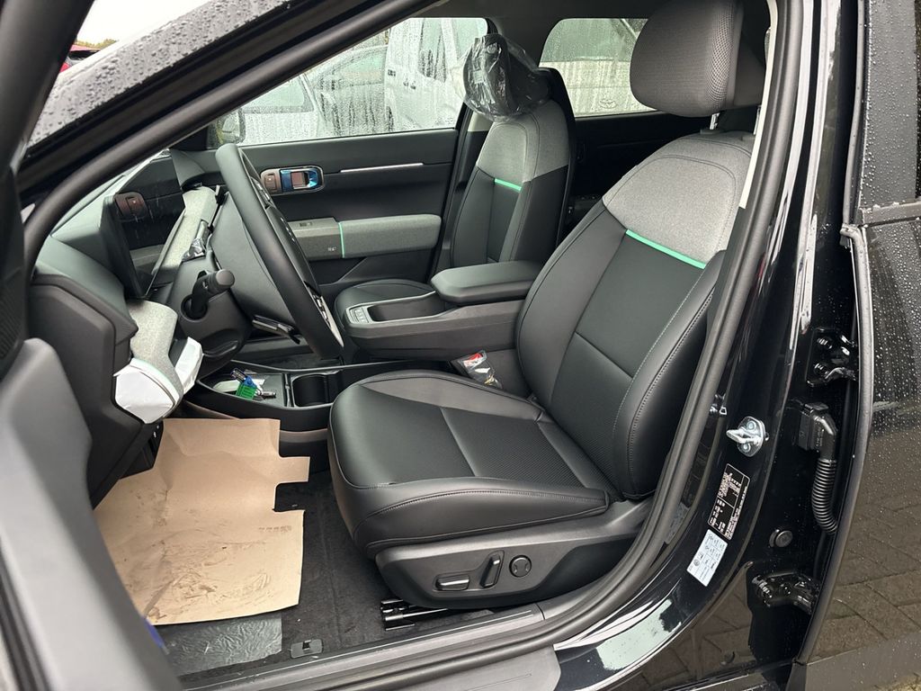 Kia EV4 2025