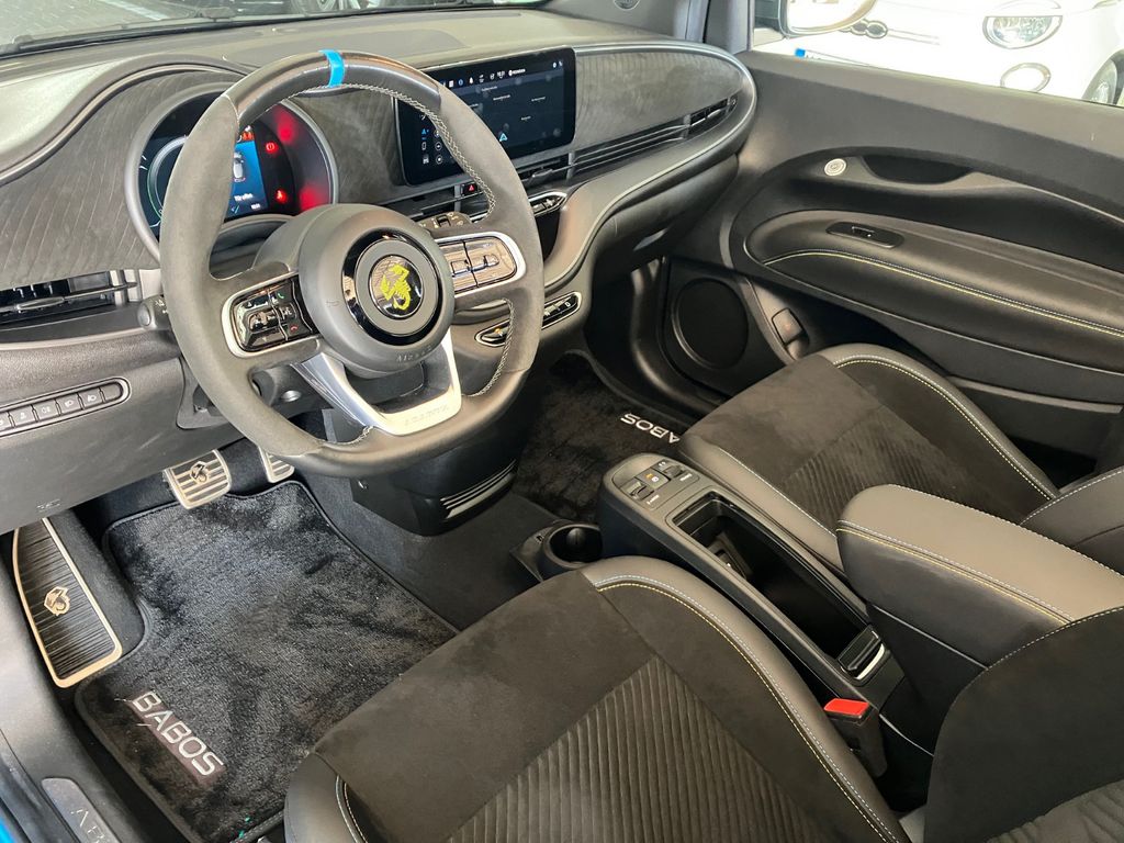 Abarth 500 2023