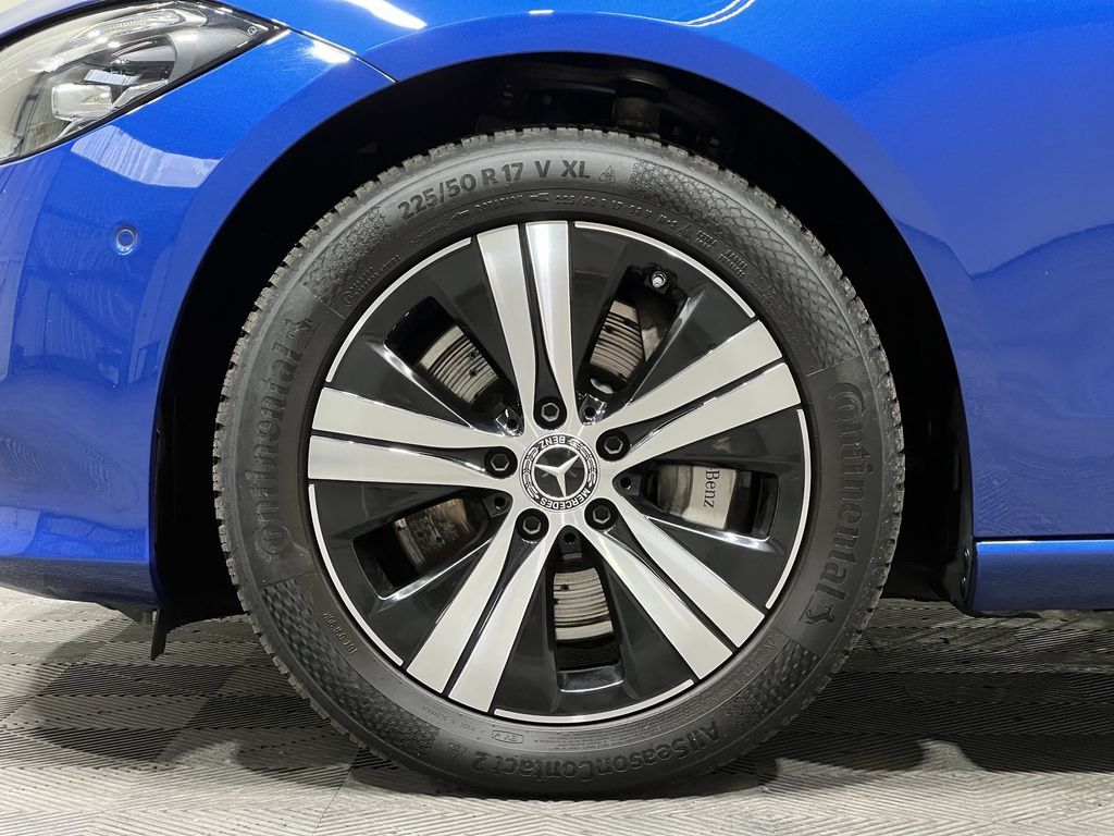 Mercedes-Benz C 300 2024