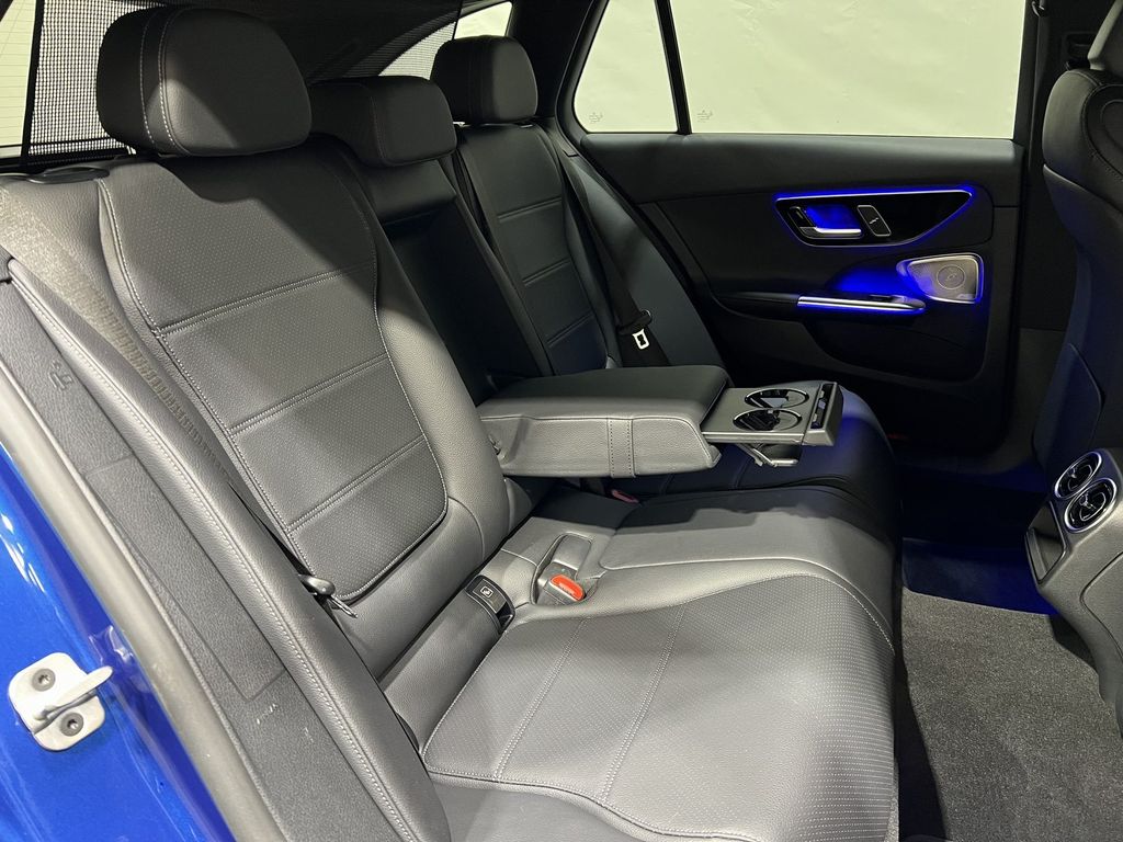 Mercedes-Benz C 300 2024