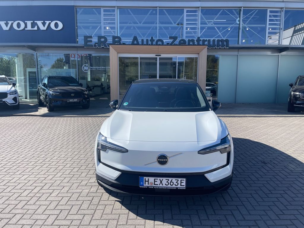 Volvo EX30 2025