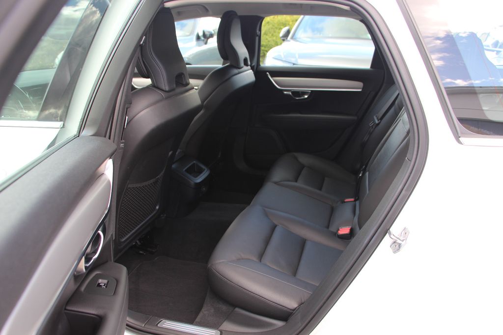 Volvo V90 2020